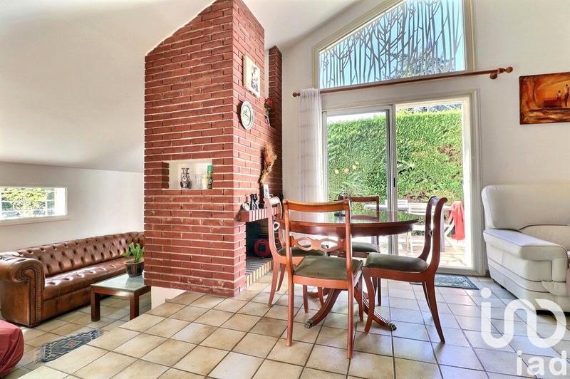 Maison - 121 m² - 6 pièces