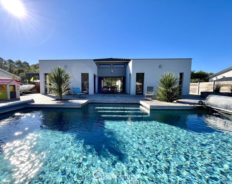 Maison - 145 m² - 5 pièces