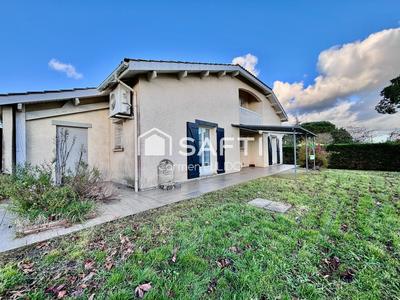 Maison - 125 m² - 8 pièces