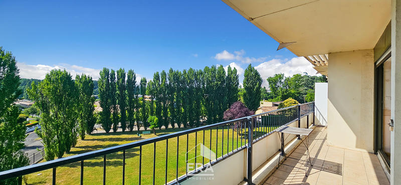 Appartement - 110 m² - 5 pièces