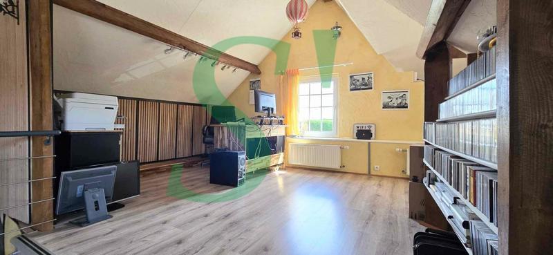 Corps de ferme - 327 m² - 7 pièces