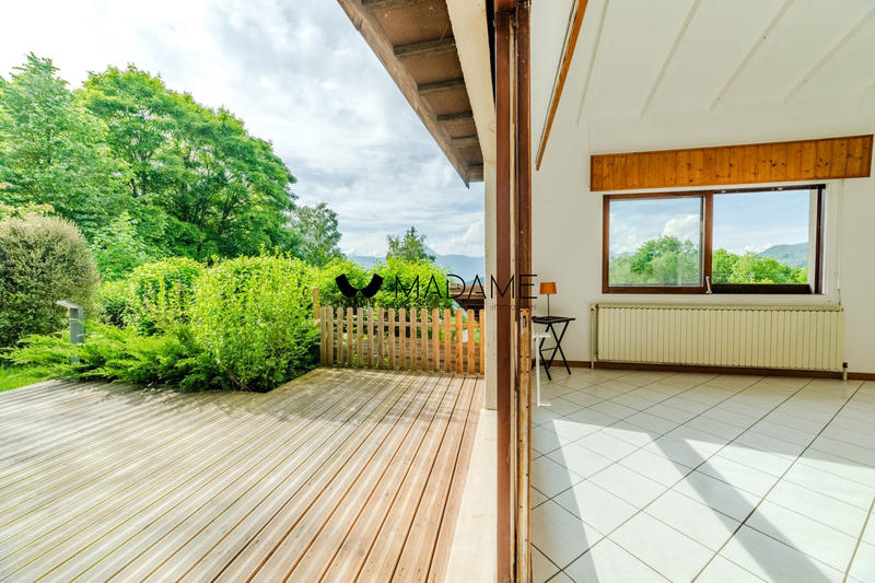Maison - 200 m² - 8 pièces