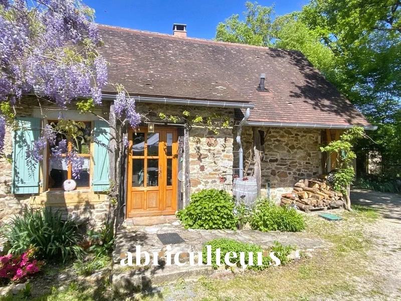 Maison - 160 m² - 9 pièces