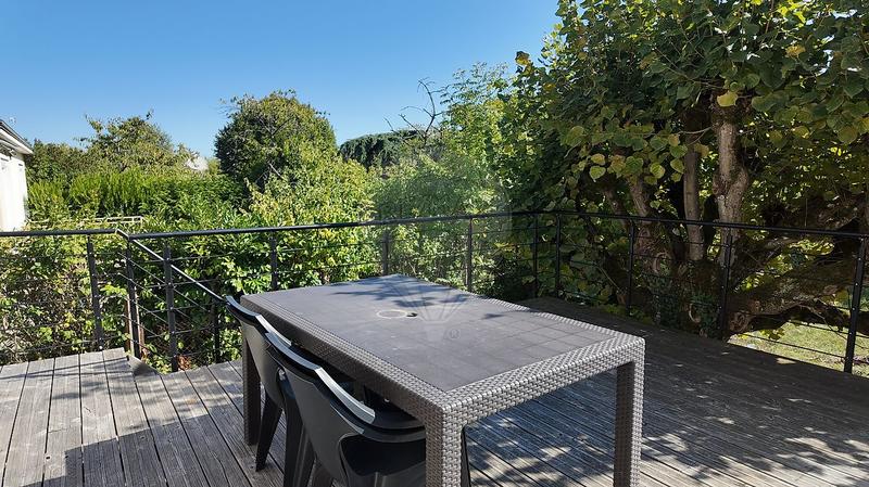 Maison - 112 m² - 7 pièces