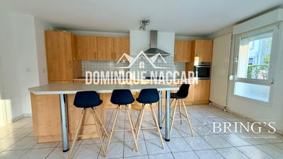 Appartement - 85 m² - 4 pièces