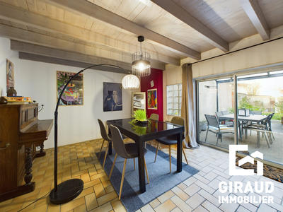 Maison - 163 m² - 6 pièces