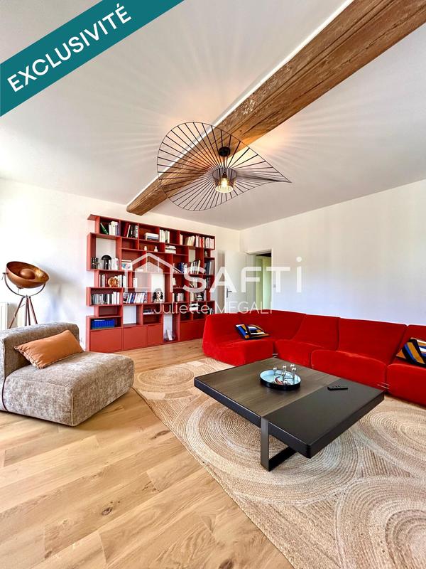 Maison - 284 m² - 8 pièces