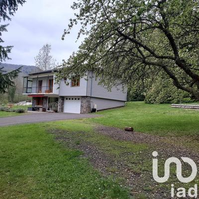 Maison - 121 m² - 6 pièces