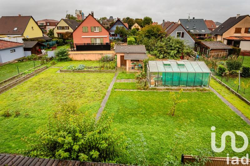 Maison - 219 m² - 8 pièces