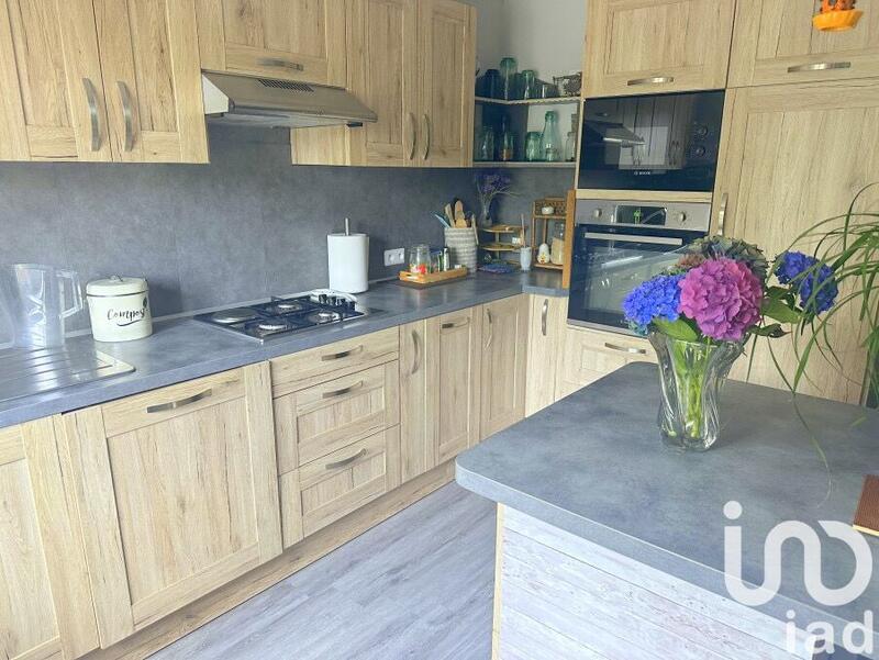 Maison - 103 m² - 8 pièces