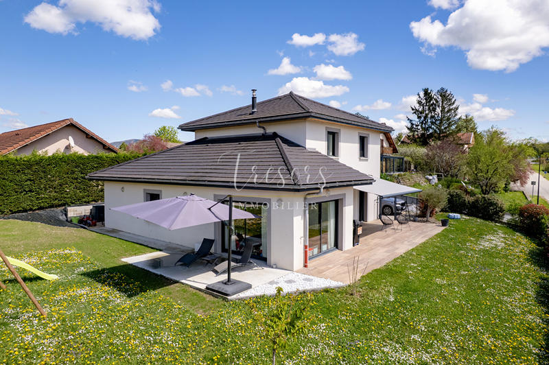 Maison - 173 m² - 6 pièces