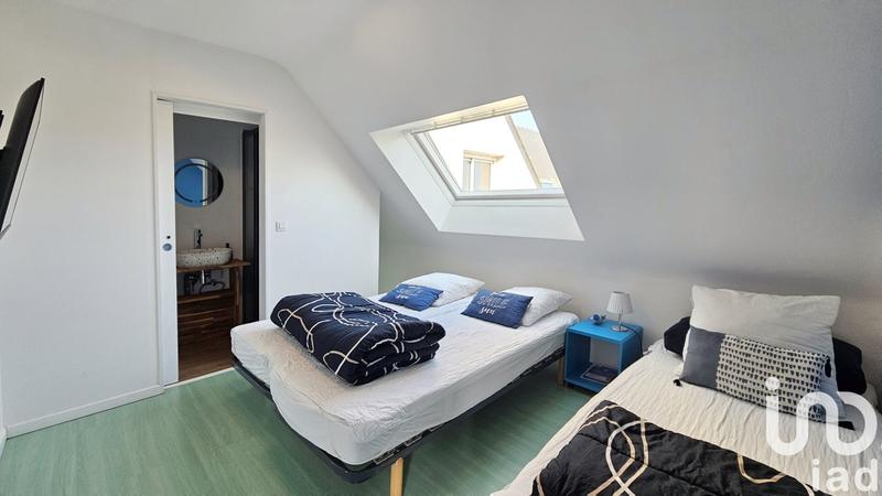 Maison - 260 m² - 11 pièces