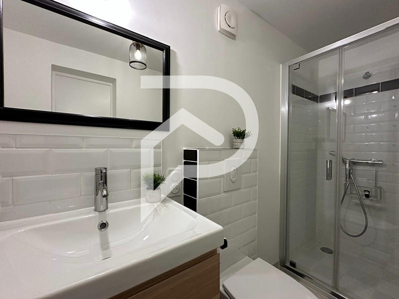 Villa - 165 m² - 9 pièces