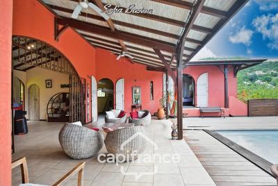 Maison - 108 m² - 5 pièces