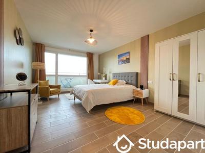 Chambre - 10 m² - 1 pièce