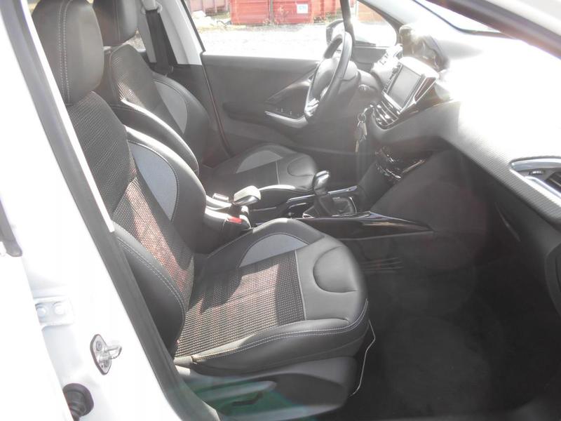 Peugeot 2008 Allure 1.6 Bluehdi 100 Ch