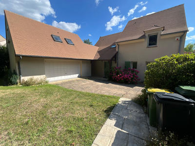 Maison - 187 m² - 7 pièces