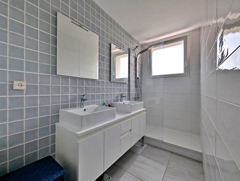 Appartement - 91 m² - 5 pièces