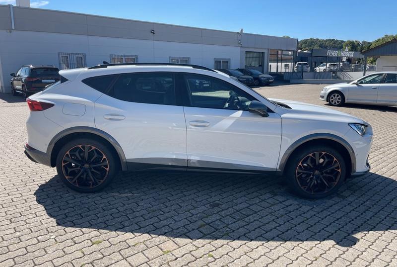 Cupra Formentor Vz 245 Hybride Rechargeable / Toit Ouvrant Volant Super Sport Pack Xl Apple Carplay Android Auto