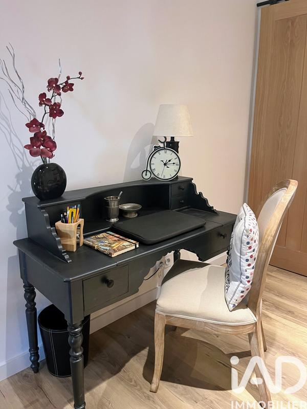 Maison - 475 m² - 13 pièces