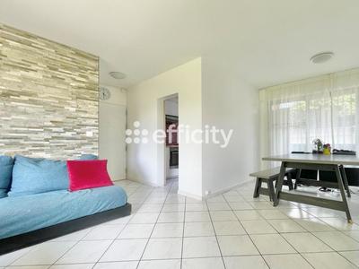 Appartement - 75 m² - 5 pièces