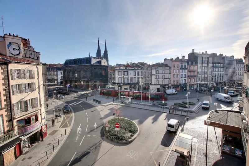 Appartement - 168 m² - 5 pièces