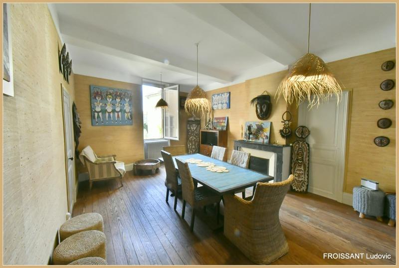 Appartement - 163 m² - 7 pièces