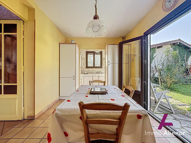 Maison - 123 m² - 6 pièces