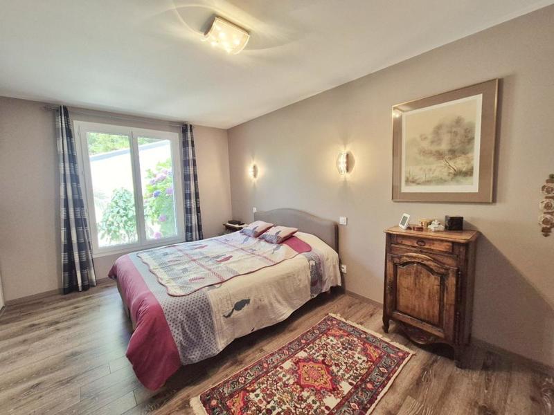 Maison - 200 m² - 6 pièces