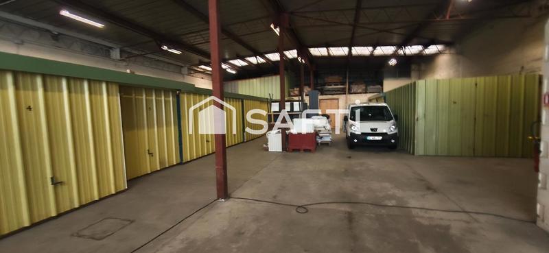 Local commercial - 2 445 m² - 16 pièces