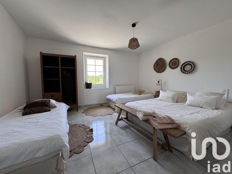 Maison - 215 m² - 7 pièces