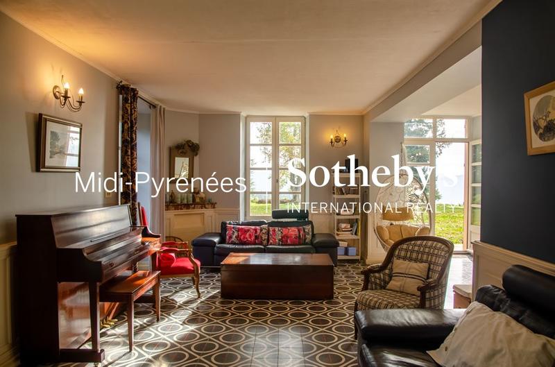 Maison de maîtres - 510 m² - 20 pièces