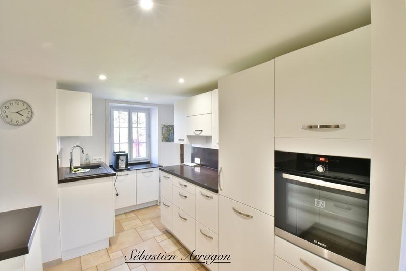 Maison en pierre - 190 m² - 8 pièces