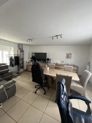 Maison - 87 m² - 4 pièces