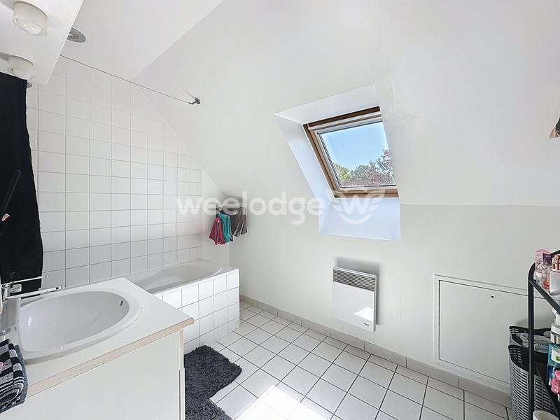 Maison - 100 m² - 6 pièces