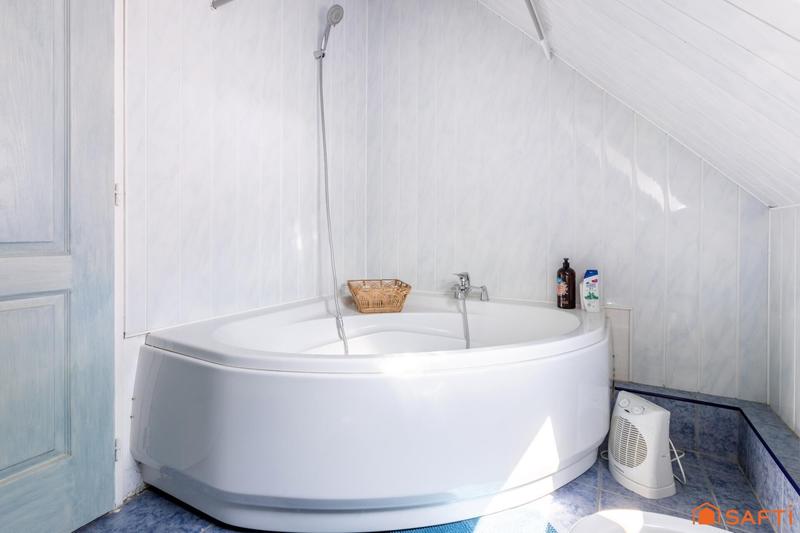 Maison - 165 m² - 6 pièces