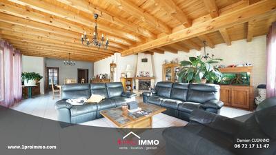 Maison - 200 m² - 5 pièces