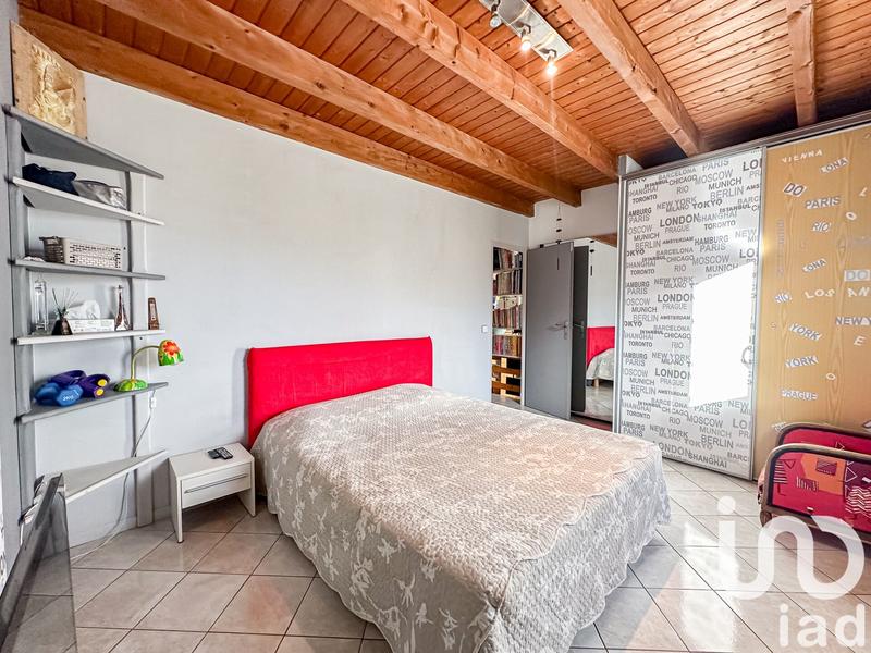 Maison - 220 m² - 9 pièces