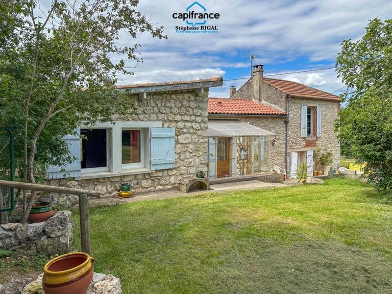 Maison - 105 m² - 5 pièces