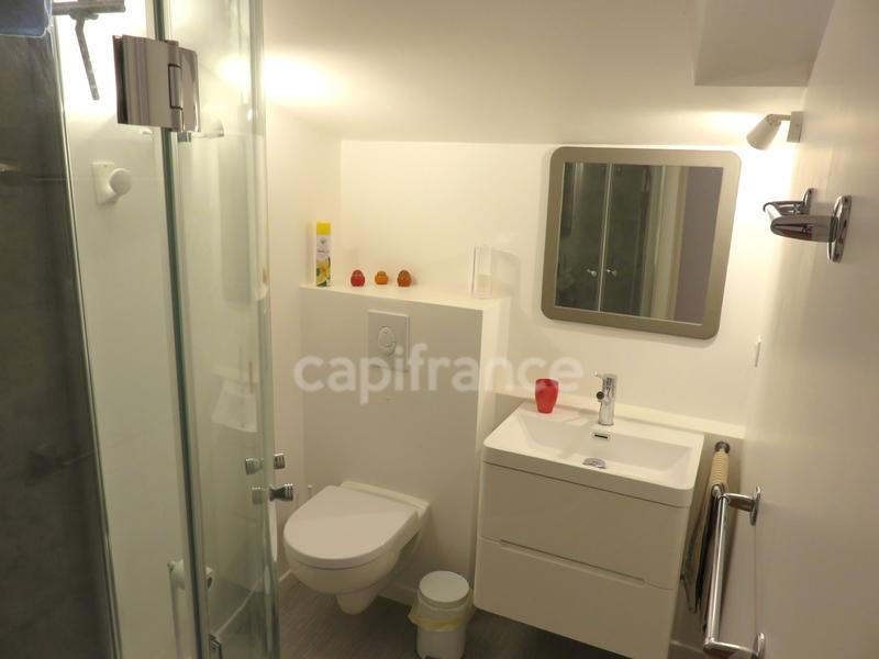 Villa - 293 m² - 10 pièces