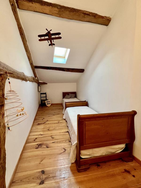 Maison ancienne - 240 m² - 10 pièces