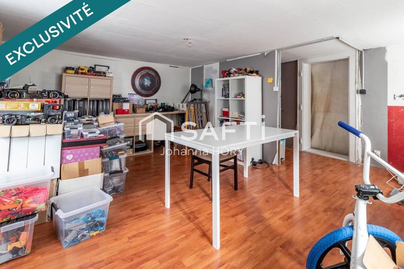 Maison - 216 m² - 10 pièces