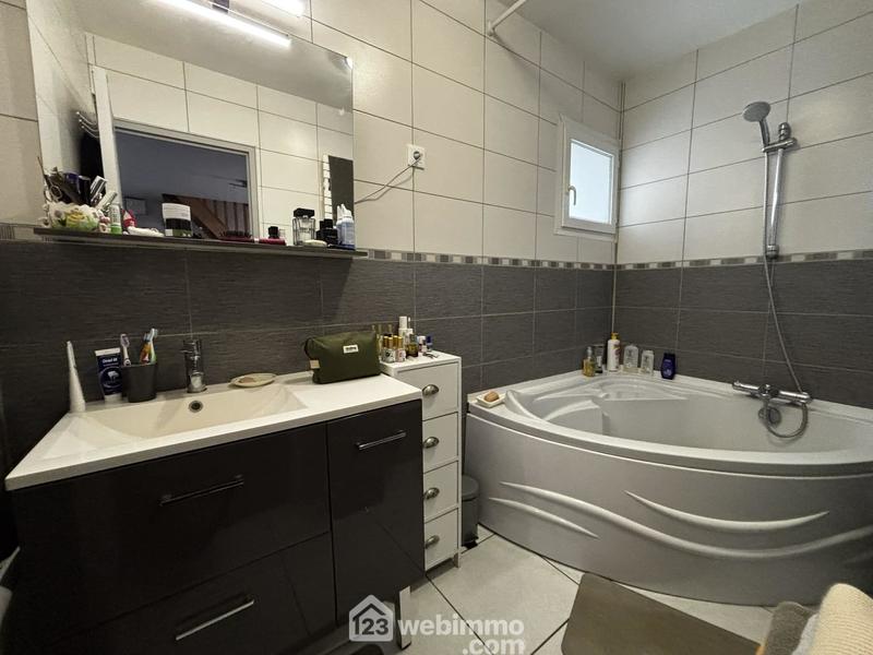 Maison - 78 m² - 4 pièces