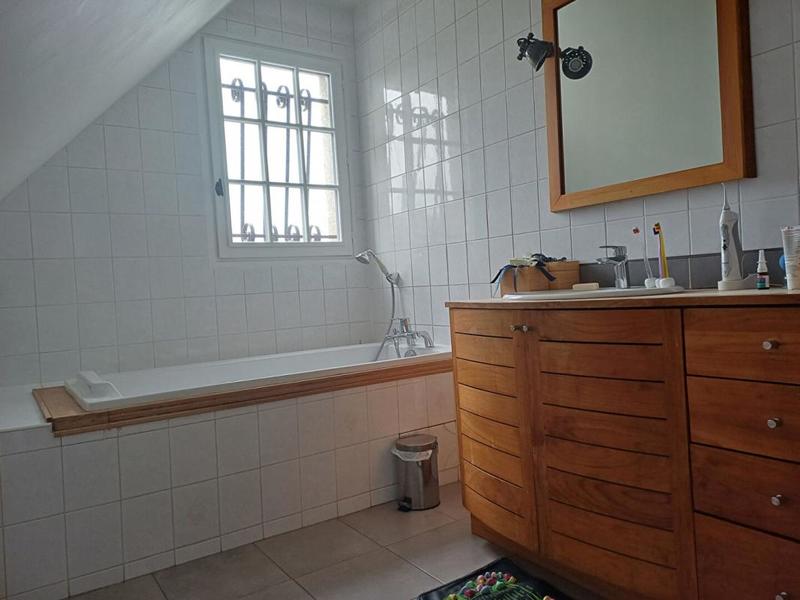 Maison - 170 m² - 6 pièces