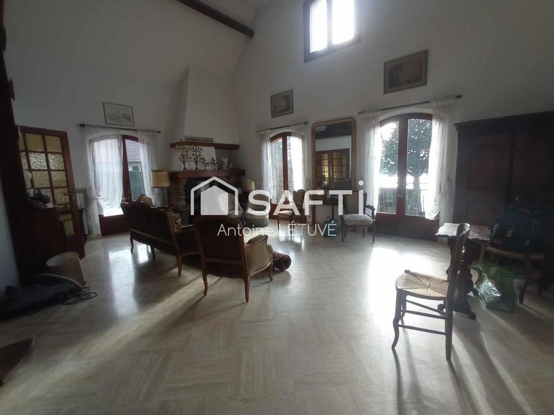 Maison - 165 m² - 5 pièces