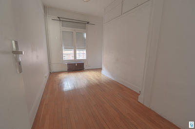 Appartement - 91 m² - 4 pièces