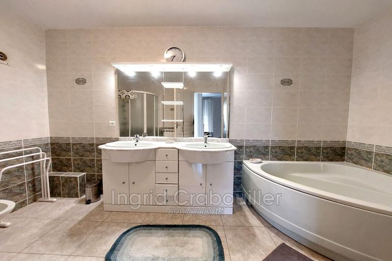 Maison - 190 m² - 6 pièces