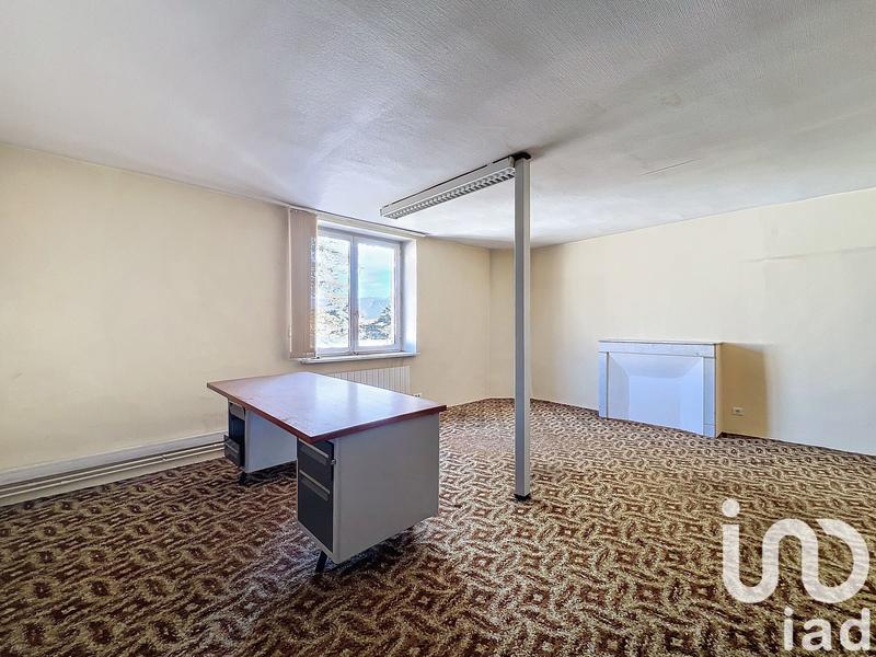 Maison - 480 m² - 23 pièces