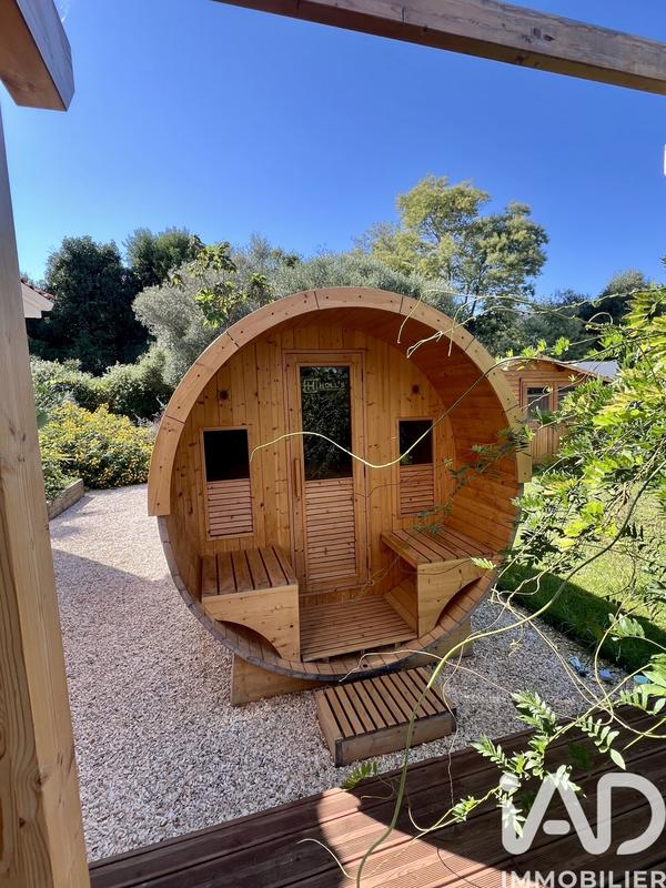 Maison - 125 m² - 4 pièces