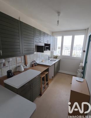 Appartement - 95 m² - 5 pièces